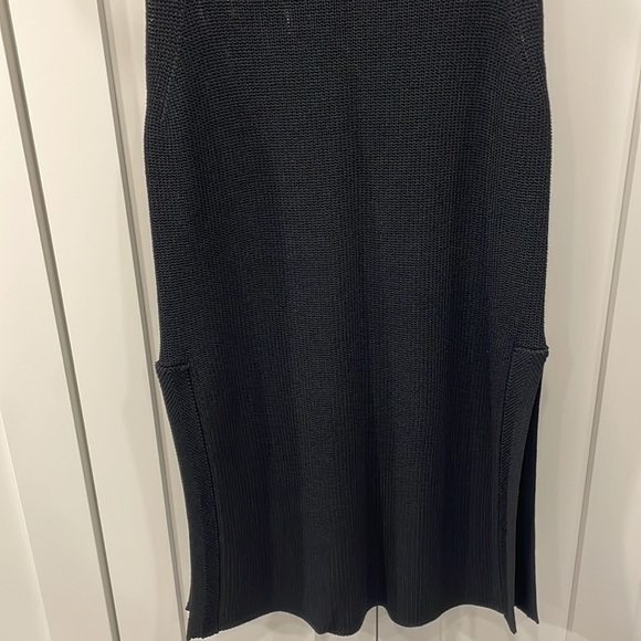 Aritzia Wilfred Palmier Sleeveless Tunic Sweater - Picture 3 of 13